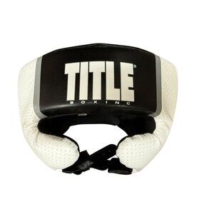 Title Boxing XL Boxing Headgear White/Black With Aerovent Technology NEW